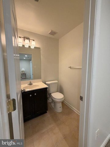 12109 SUTTON LN, Bowie, MD 20720
