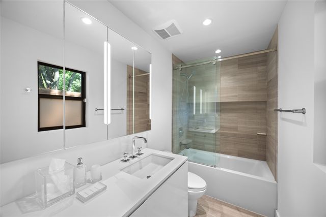 6027 Mimosa Lane, Dallas, TX 75230