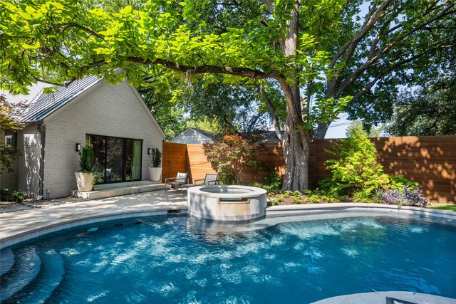 6027 Mimosa Lane, Dallas, TX 75230