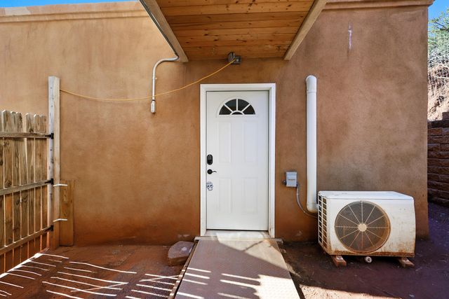 63 Villacitos Road, Tijeras, NM 87059