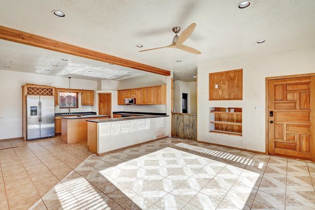 63 Villacitos Road, Tijeras, NM 87059