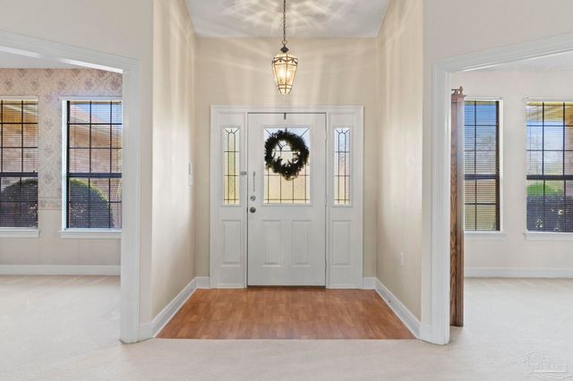 2075 Ceylon Rd, Pensacola, FL 32526