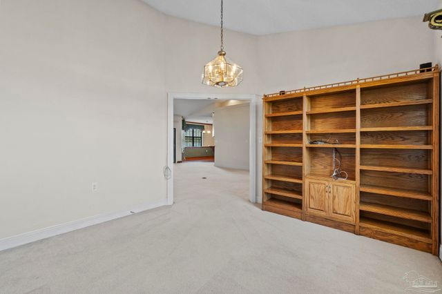 2075 Ceylon Rd, Pensacola, FL 32526