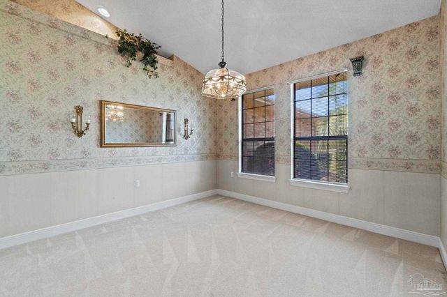 2075 Ceylon Rd, Pensacola, FL 32526