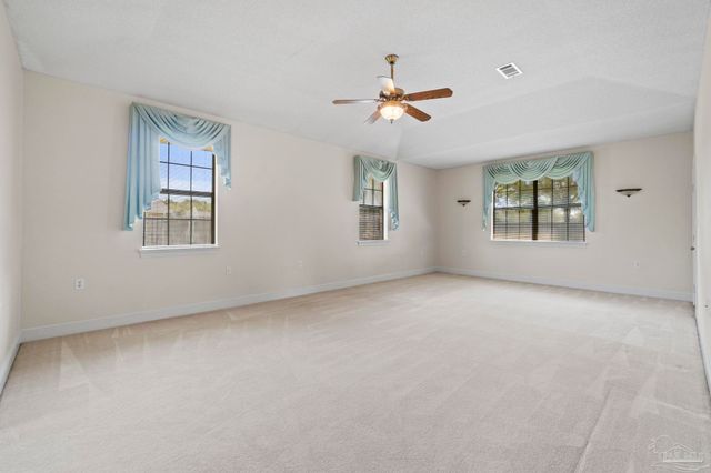 2075 Ceylon Rd, Pensacola, FL 32526