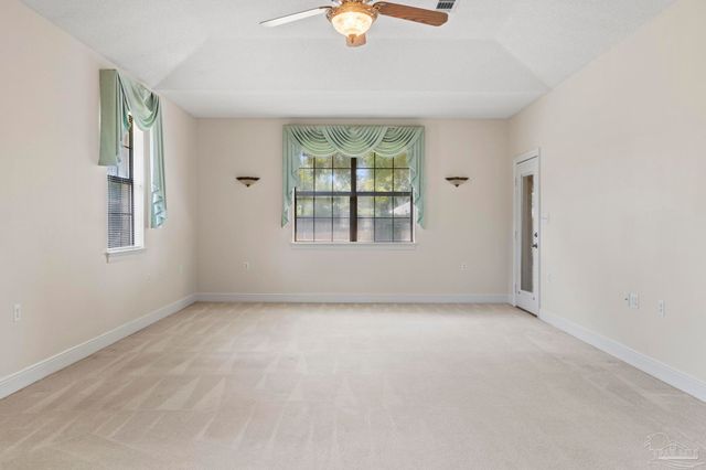 2075 Ceylon Rd, Pensacola, FL 32526