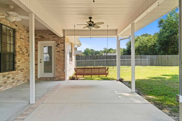 2075 Ceylon Rd, Pensacola, FL 32526