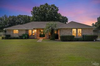 2075 Ceylon Rd, Pensacola, FL 32526