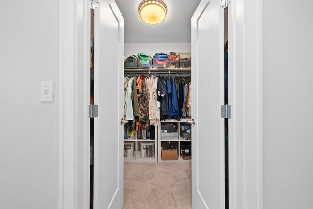 839 S 18th Avenue, Maywood, IL 60153