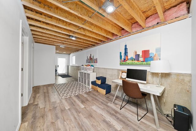 839 S 18th Avenue, Maywood, IL 60153