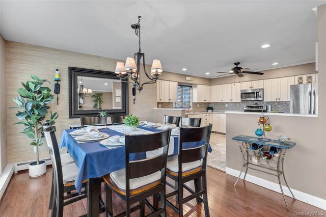 134 W Lido Promenade, Lindenhurst, NY 11757