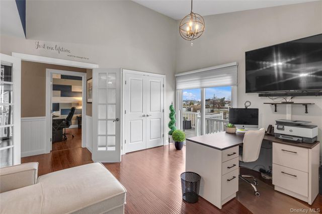 134 W Lido Promenade, Lindenhurst, NY 11757