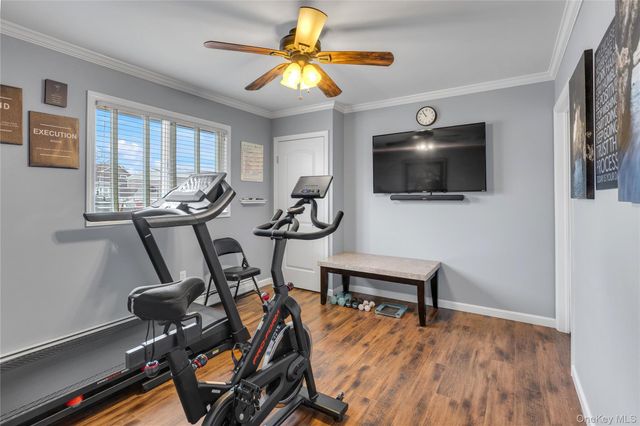 134 W Lido Promenade, Lindenhurst, NY 11757