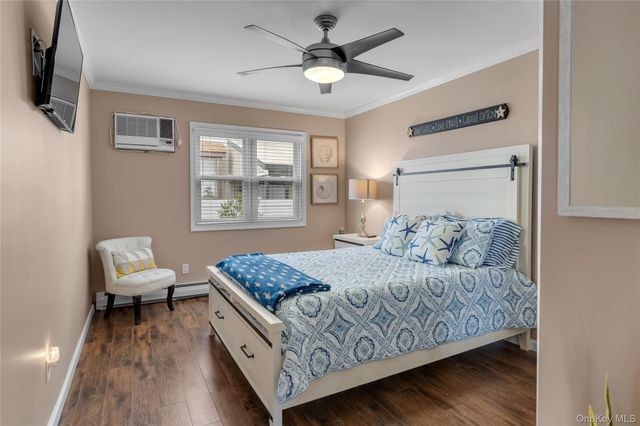 134 W Lido Promenade, Lindenhurst, NY 11757