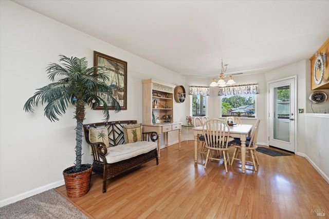 18650 Horseshoe Rd, Hidden Valley Lake, CA 95467