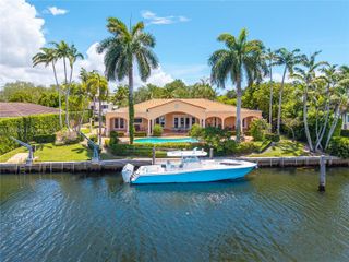 600 Marquesa Dr, Coral Gables, FL 33156