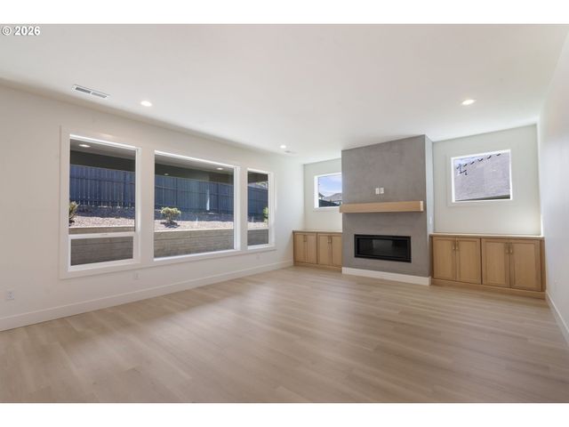 3525 N 11TH Cir, Ridgefield, WA 98642