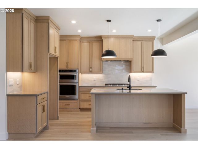 3525 N 11TH Cir, Ridgefield, WA 98642