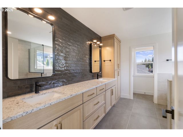 3525 N 11TH Cir, Ridgefield, WA 98642