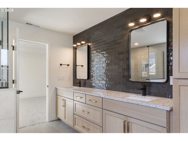3525 N 11TH Cir, Ridgefield, WA 98642