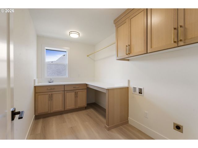 3525 N 11TH Cir, Ridgefield, WA 98642