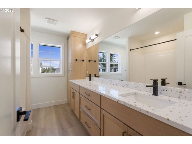 3525 N 11TH Cir, Ridgefield, WA 98642