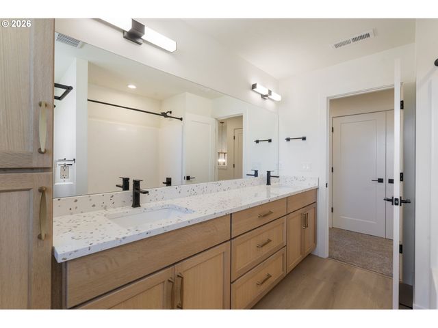 3525 N 11TH Cir, Ridgefield, WA 98642