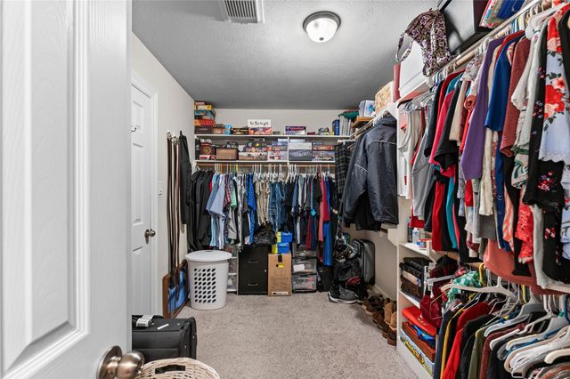 12625 Stuart Drive, Montgomery, TX 77356