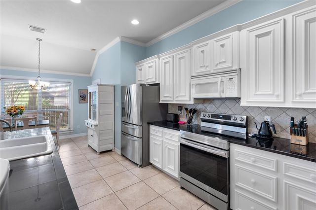 12625 Stuart Drive, Montgomery, TX 77356
