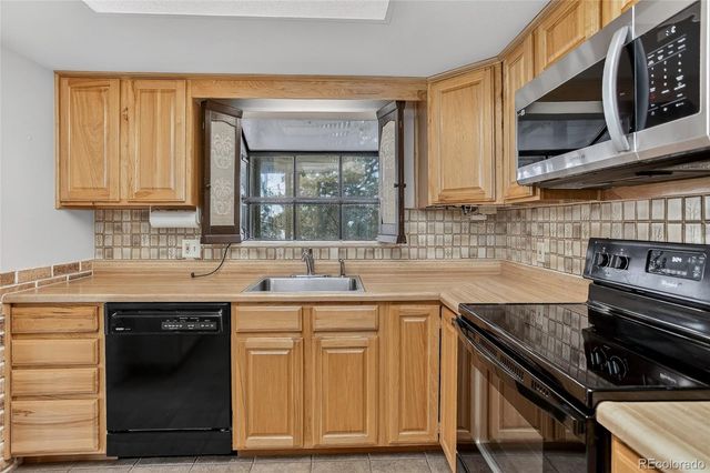 10576 Ura Lane, Northglenn, CO 80234