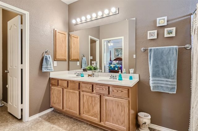 1213 Golden Eagle Court, Aubrey, TX 76227