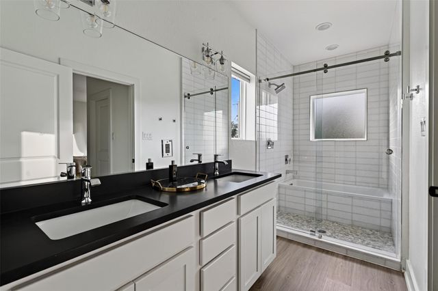 5708 Sutherlin RD 14, Austin, TX 78723
