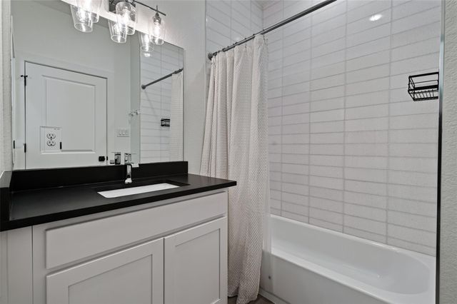 5708 Sutherlin RD 14, Austin, TX 78723
