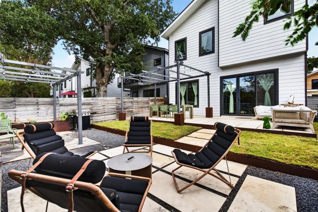 5708 Sutherlin RD 14, Austin, TX 78723