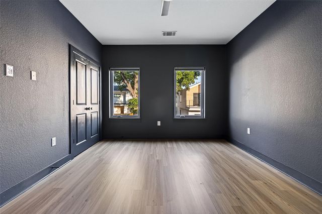 5708 Sutherlin RD 14, Austin, TX 78723