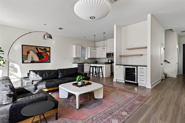 5708 Sutherlin RD 14, Austin, TX 78723