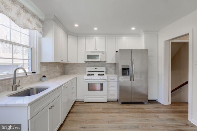 1509 E PLEASANT AVE, Glenside, PA 19038