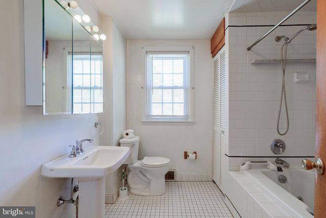 1509 E PLEASANT AVE, Glenside, PA 19038