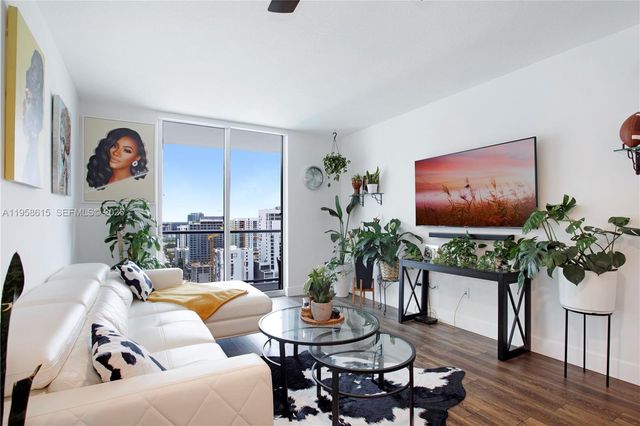 185 SW 7th St 2514, Miami, FL 33130