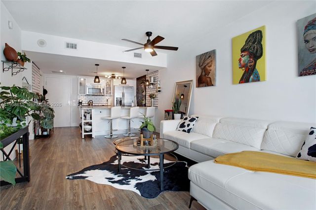 185 SW 7th St 2514, Miami, FL 33130