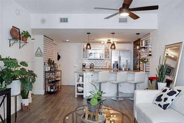 185 SW 7th St 2514, Miami, FL 33130