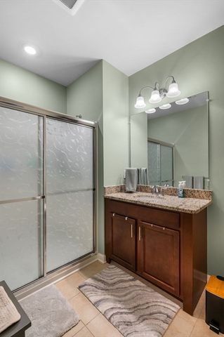 220 Martins Lndg 403, North Reading, MA 01864