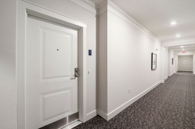 220 Martins Lndg 403, North Reading, MA 01864