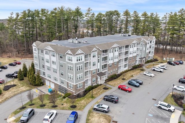 220 Martins Lndg 403, North Reading, MA 01864