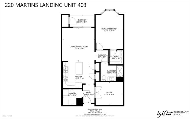 220 Martins Lndg 403, North Reading, MA 01864