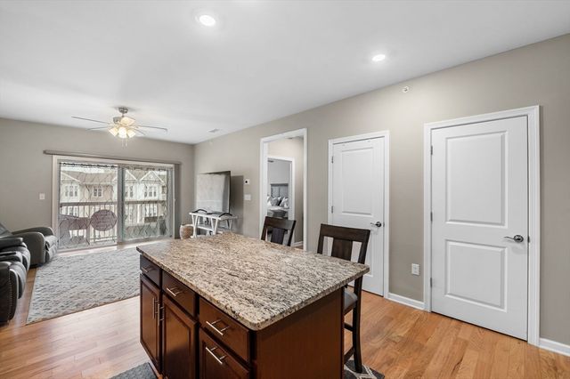 220 Martins Lndg 403, North Reading, MA 01864