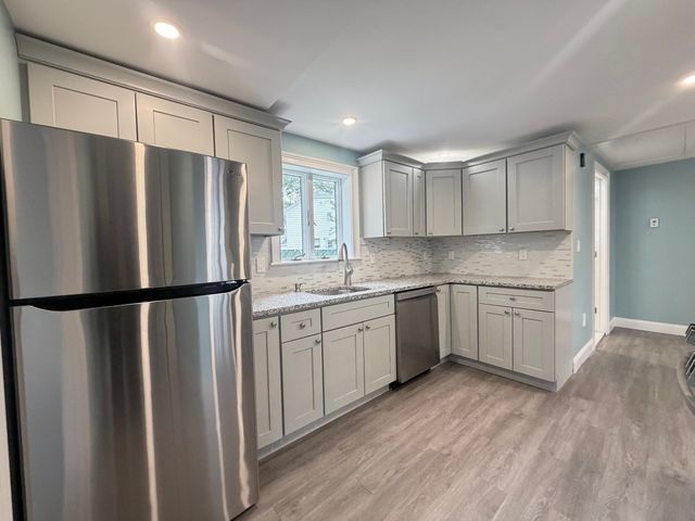 17 Mill Street Pl, Revere, MA 02151