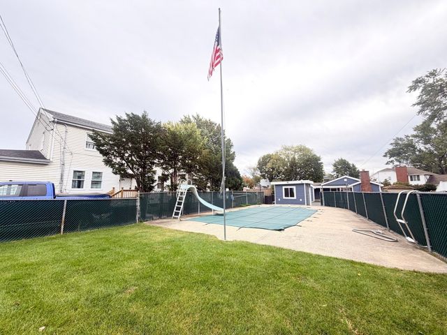 17 Mill Street Pl, Revere, MA 02151