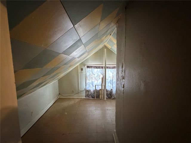 1218 B Avenue NW, Cedar Rapids, IA 52405