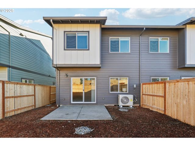 13505 Ne 86TH St 124, Vancouver, WA 98682